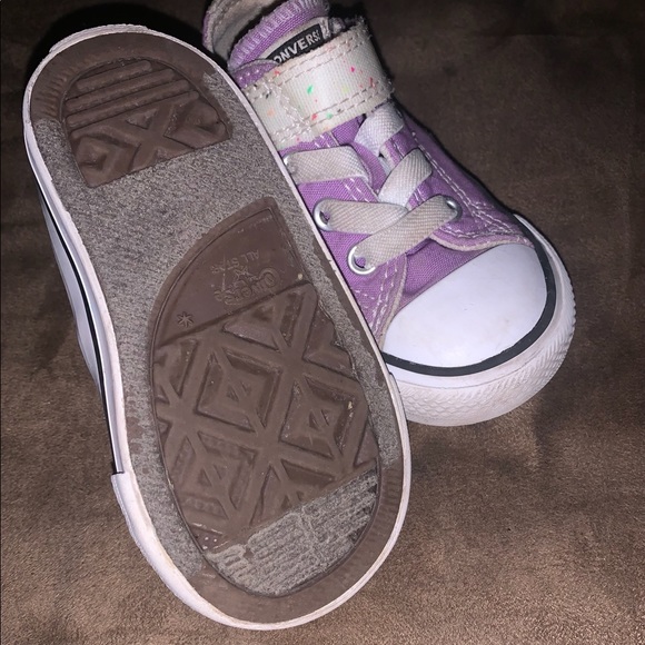 Toddler converse - Picture 2 of 3